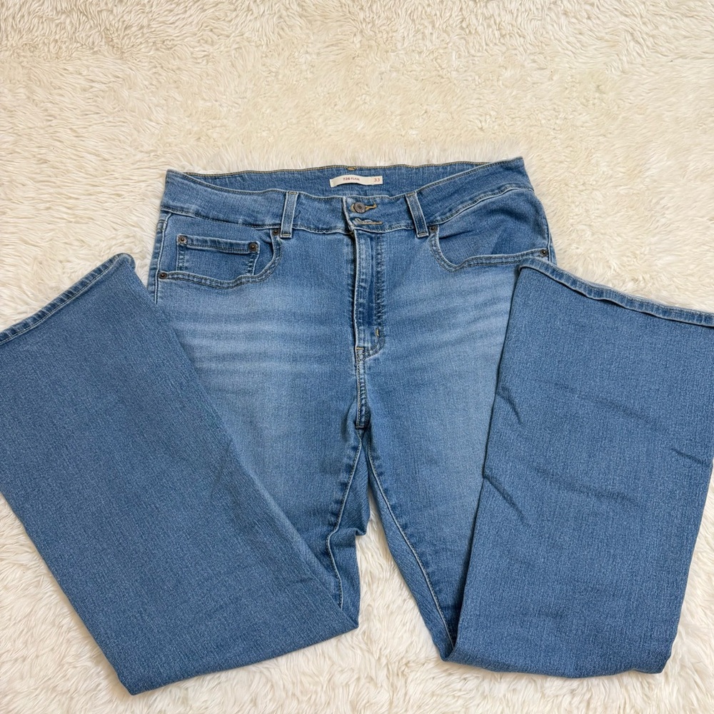 Levi's Light Blue Flare Women's Jeans